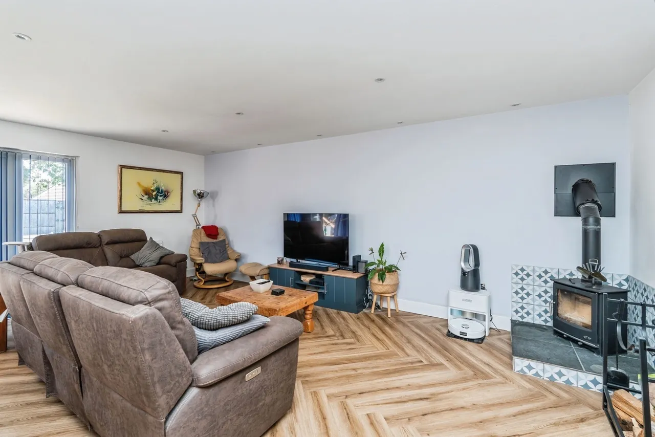 Northlands Road, Totton, SO40, photo 9