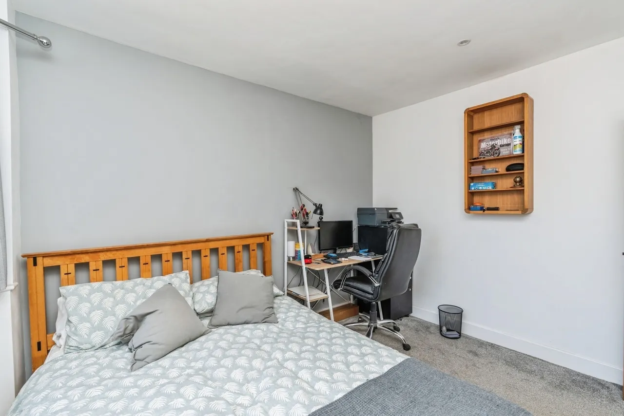 Northlands Road, Totton, SO40, photo 18
