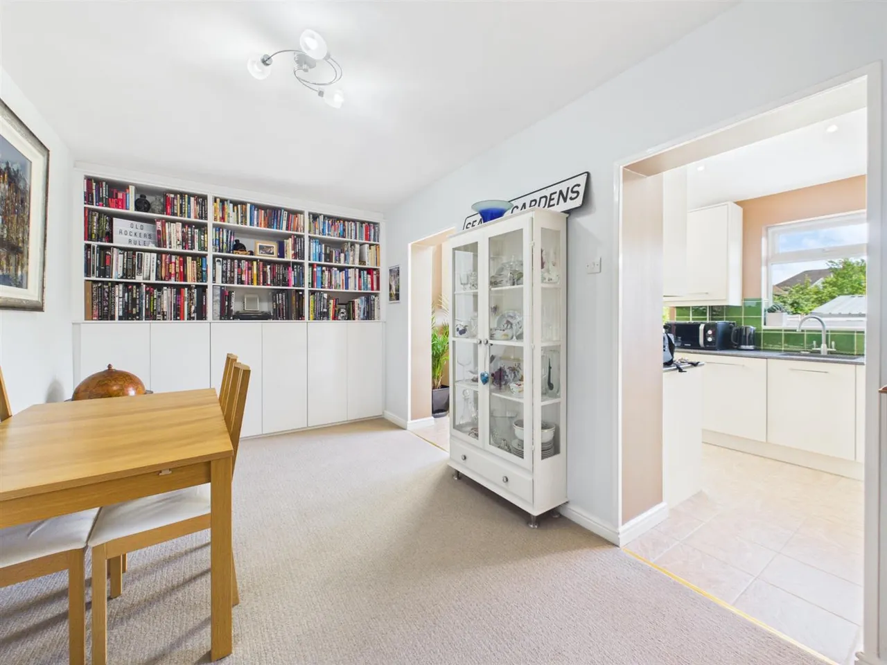 Seaton Gardens, Ruislip, HA4 0AY, photo 4