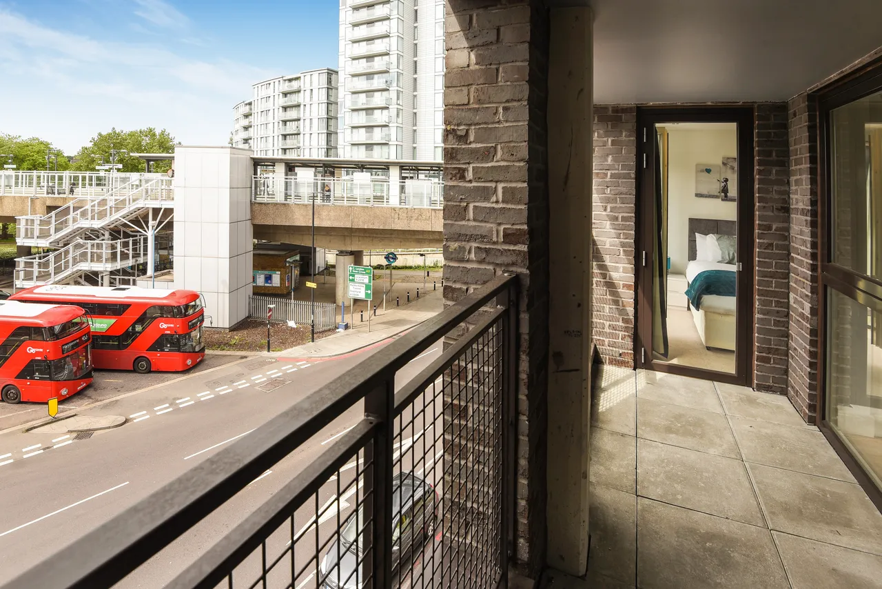 Deptford Bridge, The Glassworks, SE8, photo 8