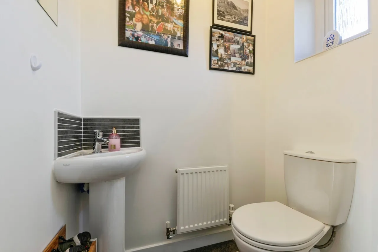 Oldwood Close, NEWTON AYCLIFFE, County Durham, DL5, photo 7