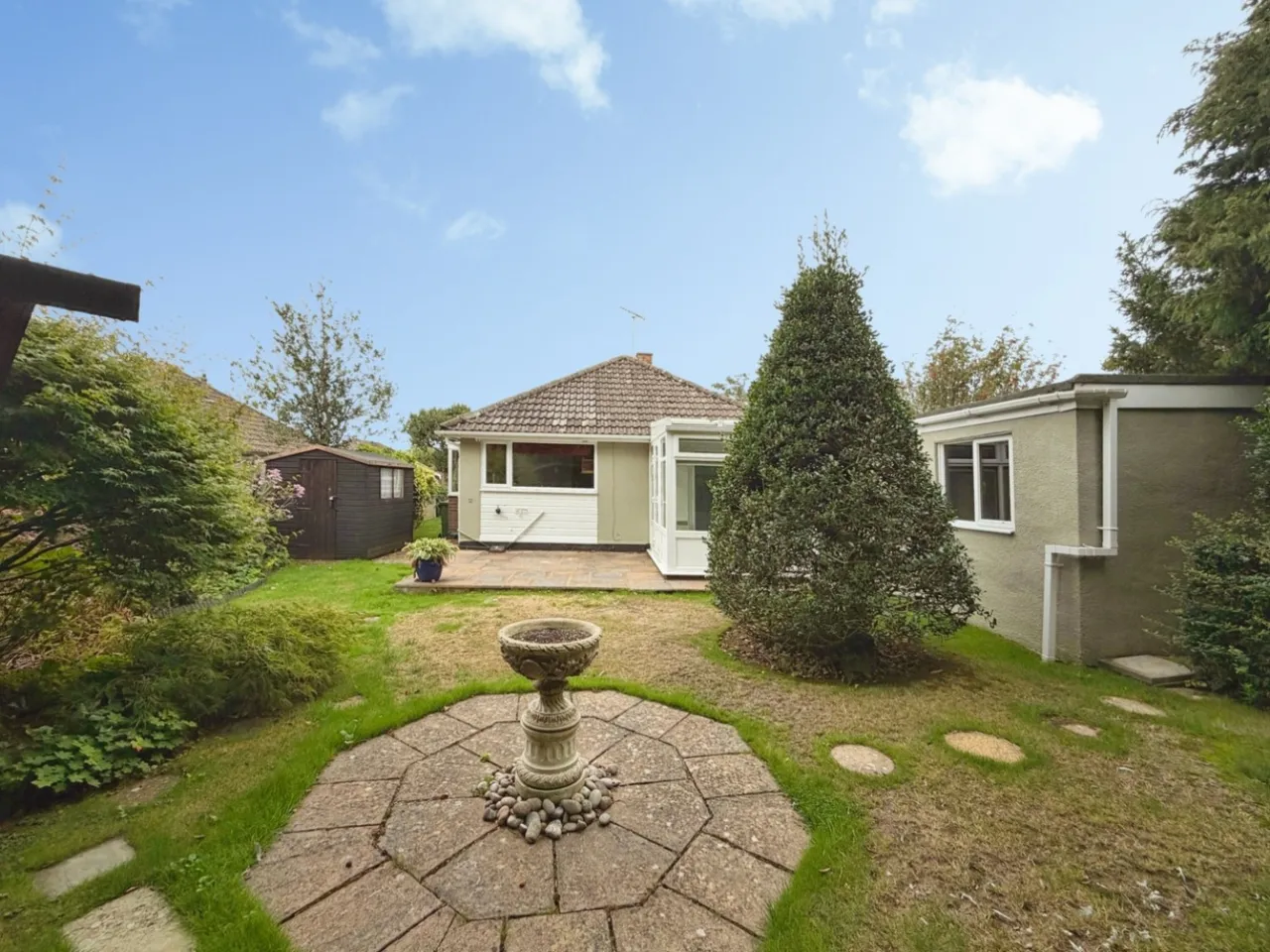 Minter Avenue, Densole, CT18, photo 15