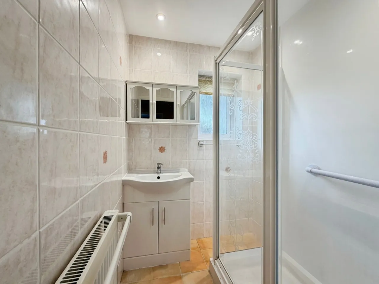 Minter Avenue, Densole, CT18, photo 11
