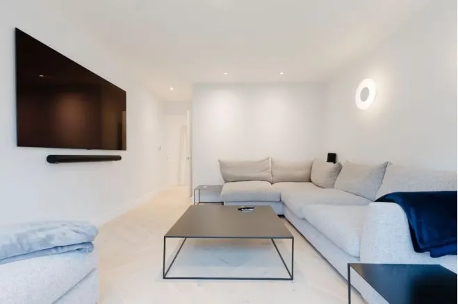 Mill Pond Close, Vauxhall, SW8, photo 13
