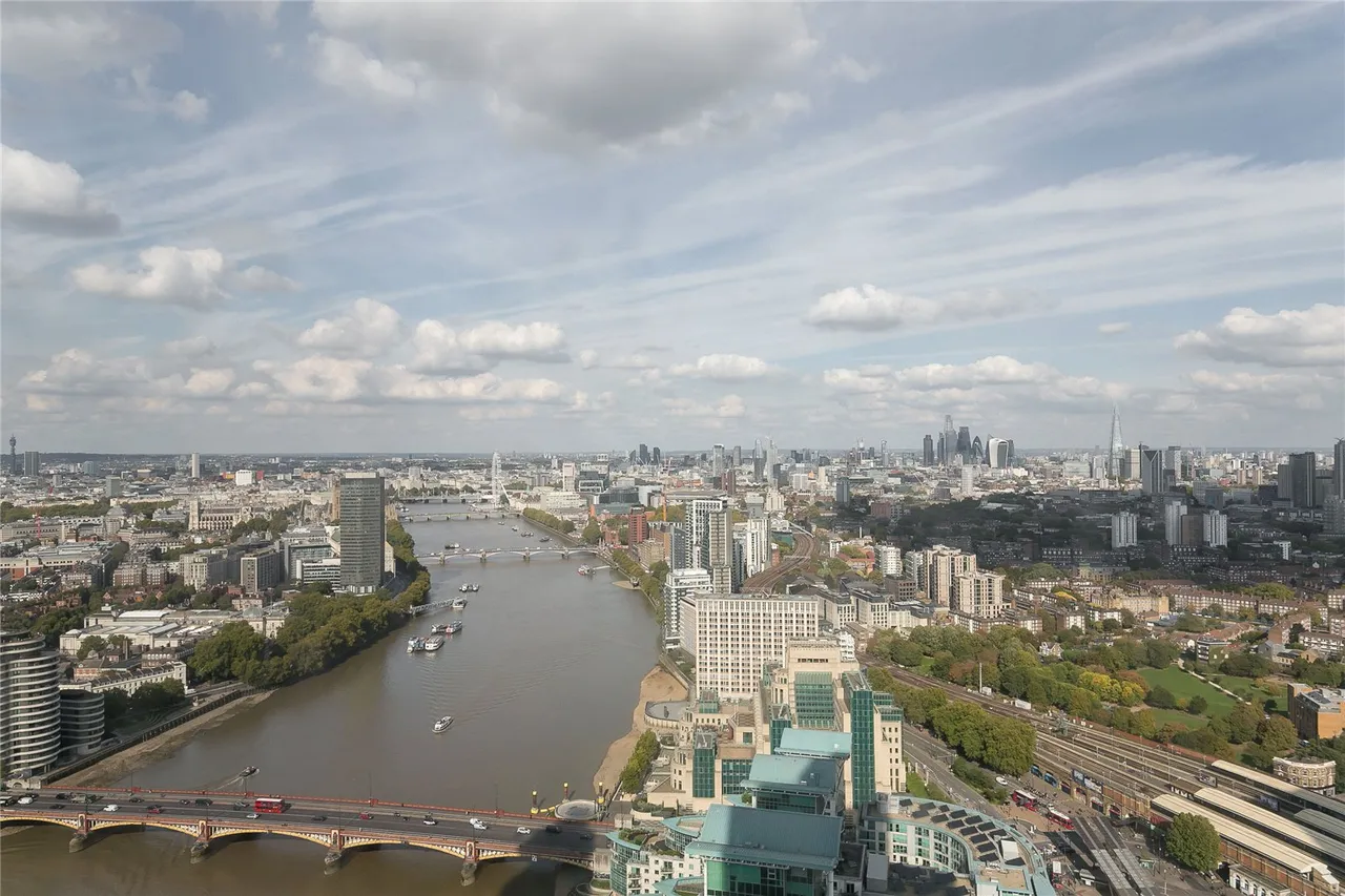 Nine Elms Lane, Nine Elms, SW8, photo 19