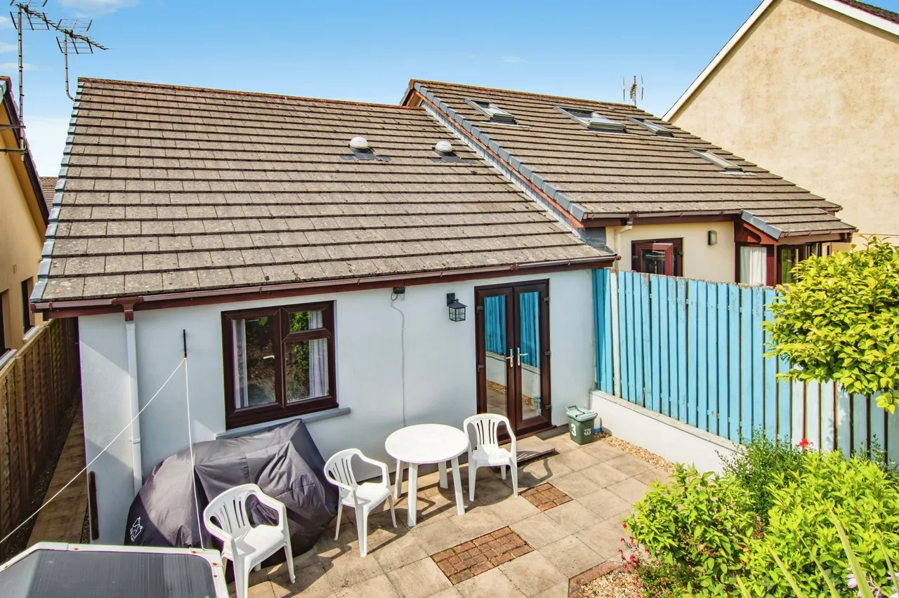 2 bed house for sale, Heritage Gardens, Kilgetty, SA68
