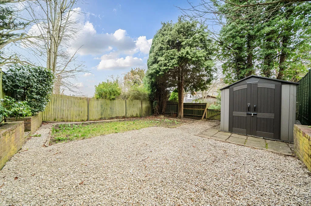 8 Croham Park Avenue, South Croydon CR2 7HH, photo 9