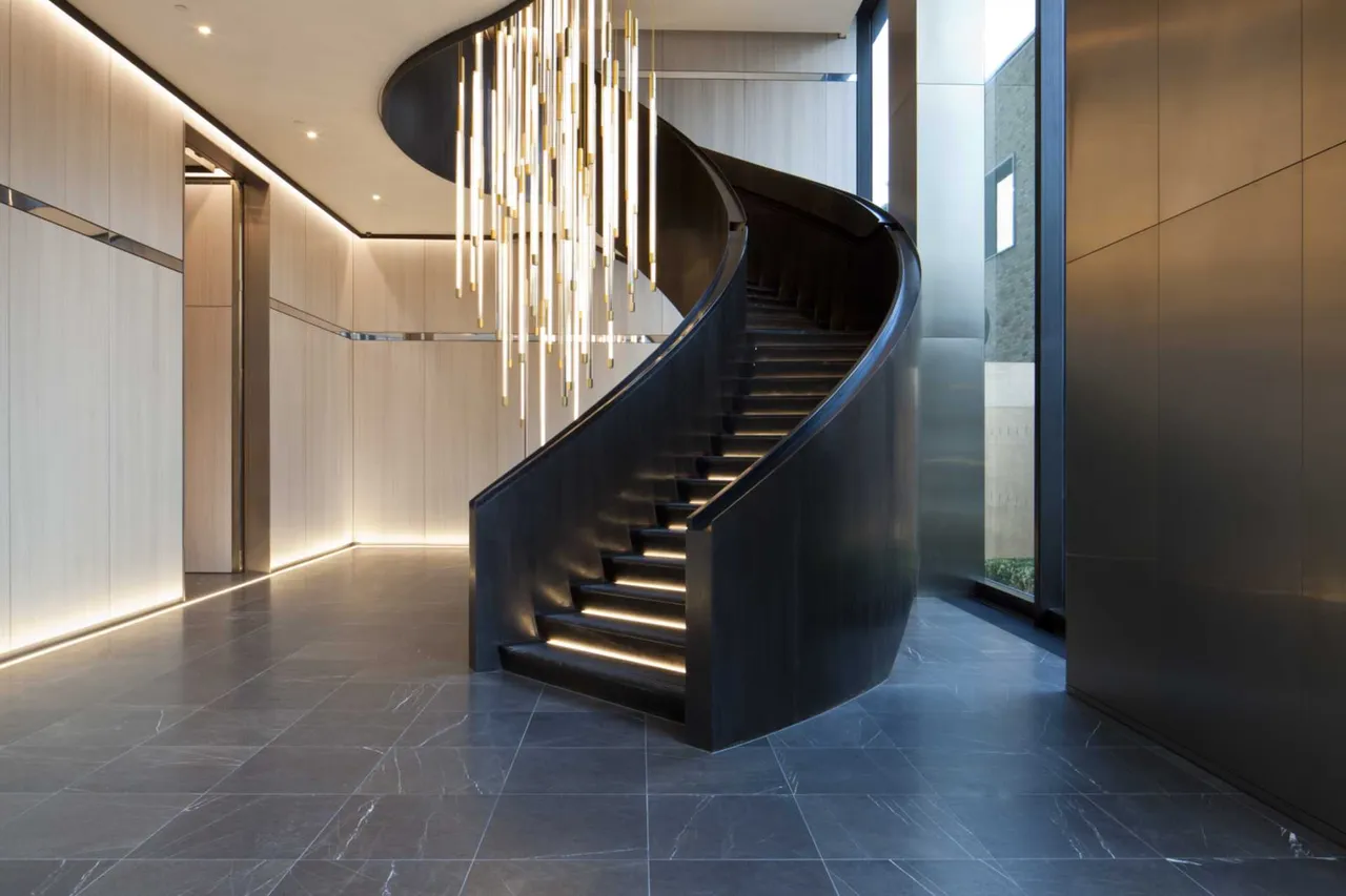 London, EC2A, photo 7