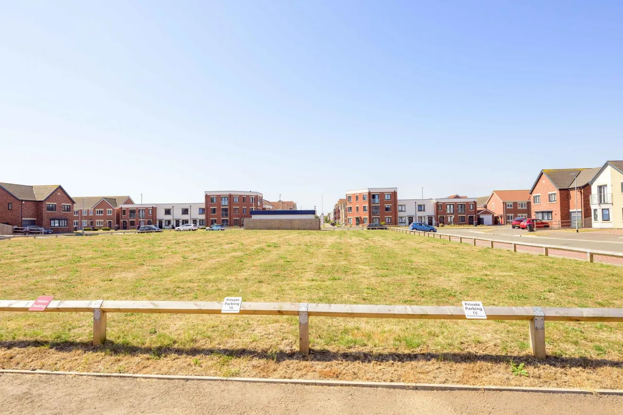 Greenland Square, Skegness, PE25, photo 30