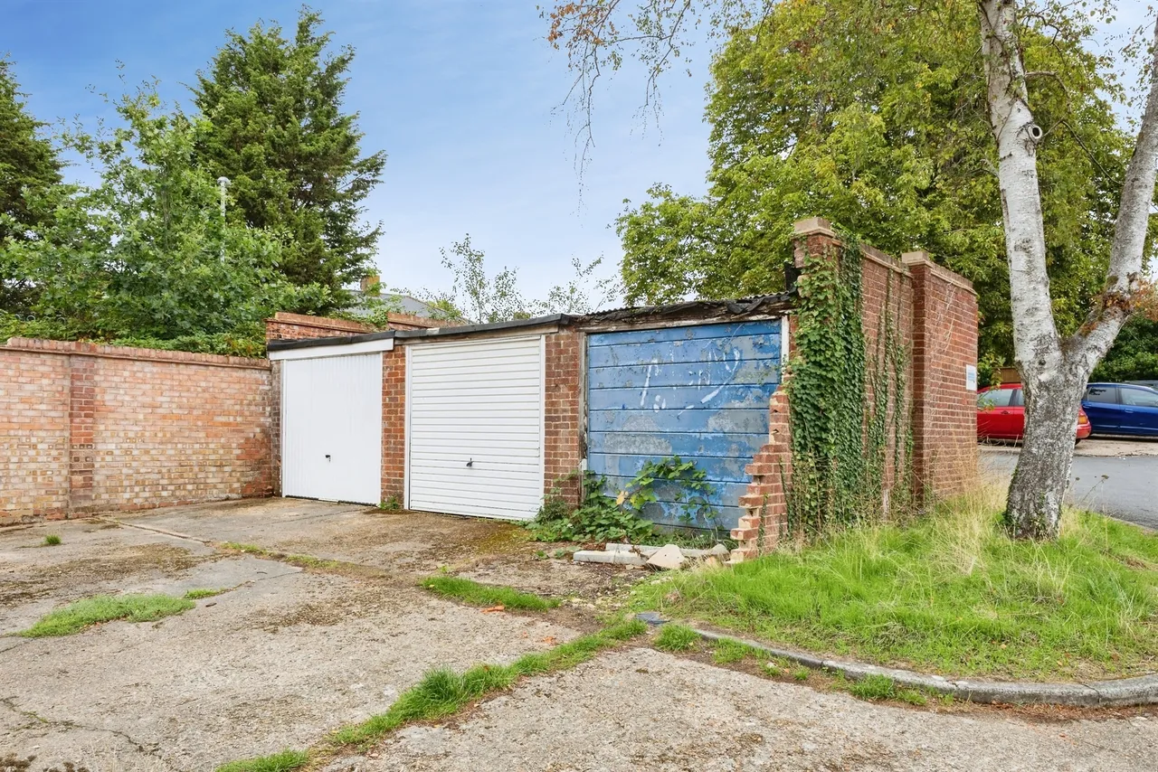 Hillbrow, Reading, RG2, photo 14