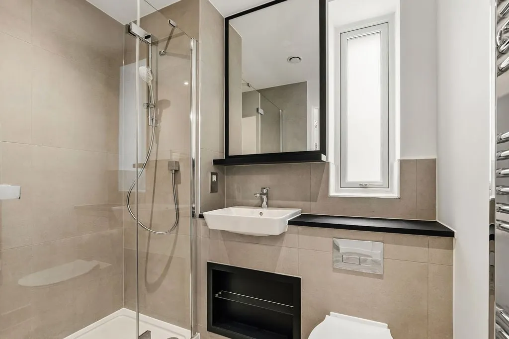 Civic Street, London, TW3, photo 7