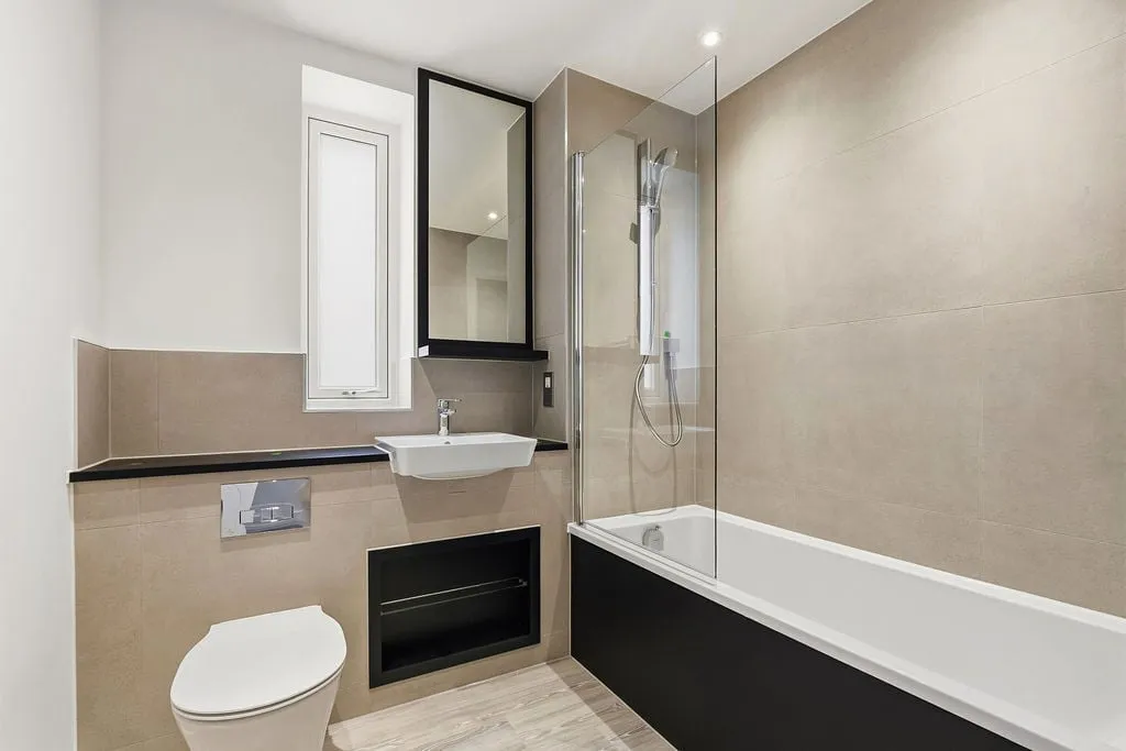 Civic Street, London, TW3, photo 5