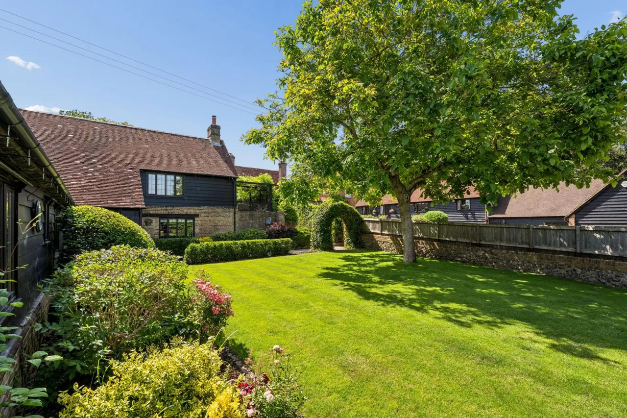 Pipers Hill, Great Gaddesden, HP1, photo 31