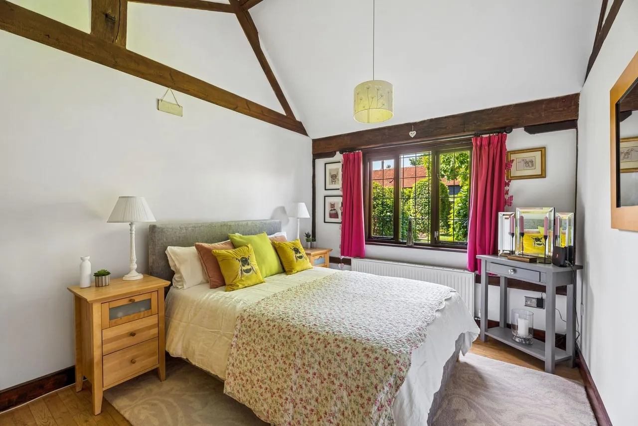 Pipers Hill, Great Gaddesden, HP1, photo 23
