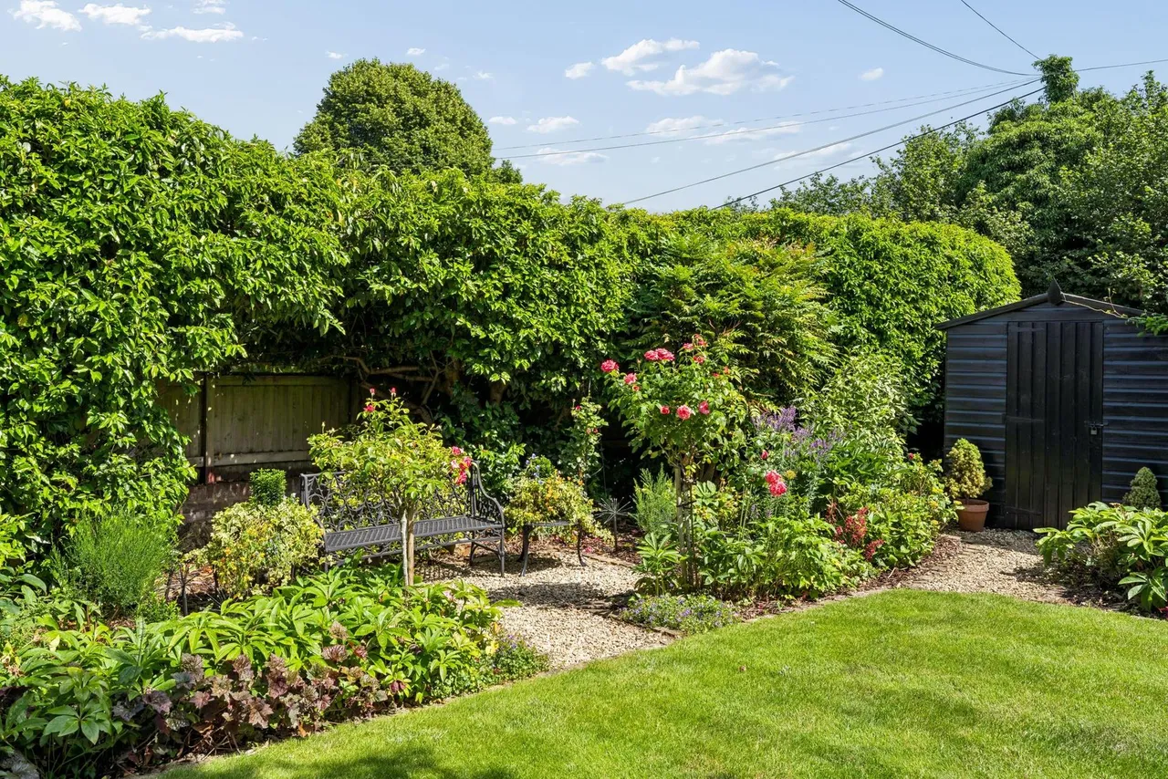 Pipers Hill, Great Gaddesden, HP1, photo 32