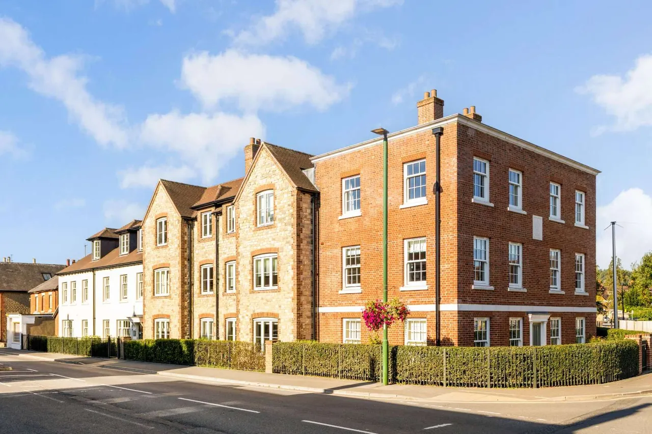 2 bed flat for sale — Bepton Road, Midhurst, West Sussex, GU29 9LZ