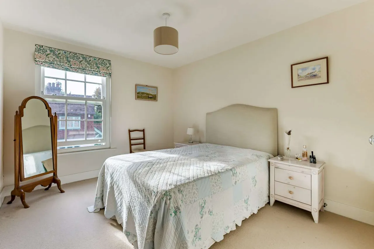 Bepton Road, Midhurst, West Sussex, GU29 9LZ, photo 6