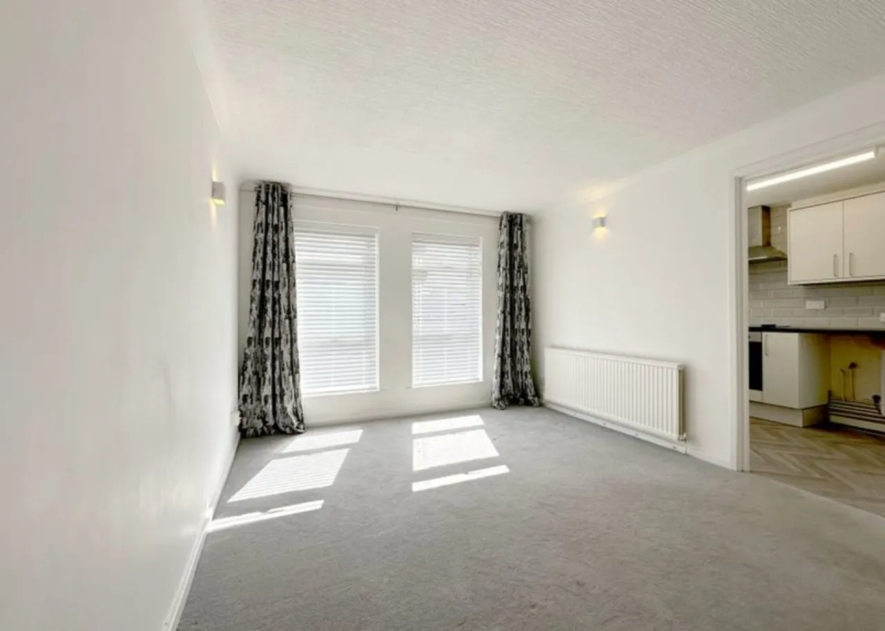 Wolston Close, Shirley, Solihull, photo 5