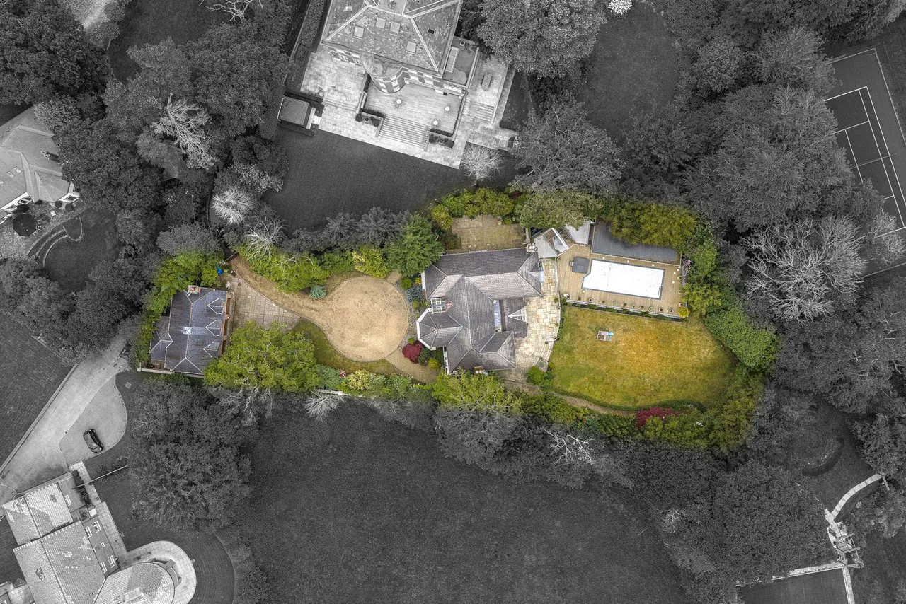 Bowdon, Altrincham, photo 26