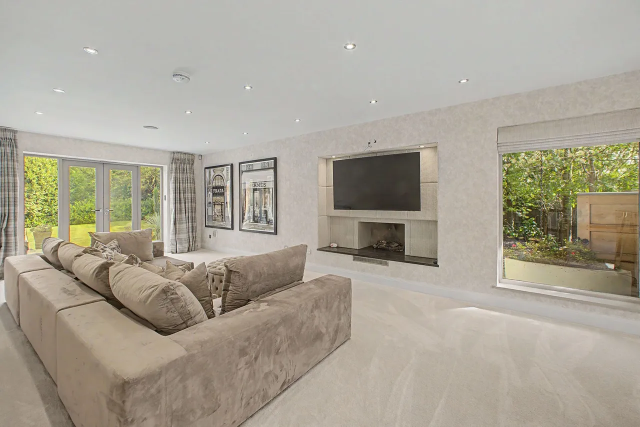Bowdon, Altrincham, photo 8