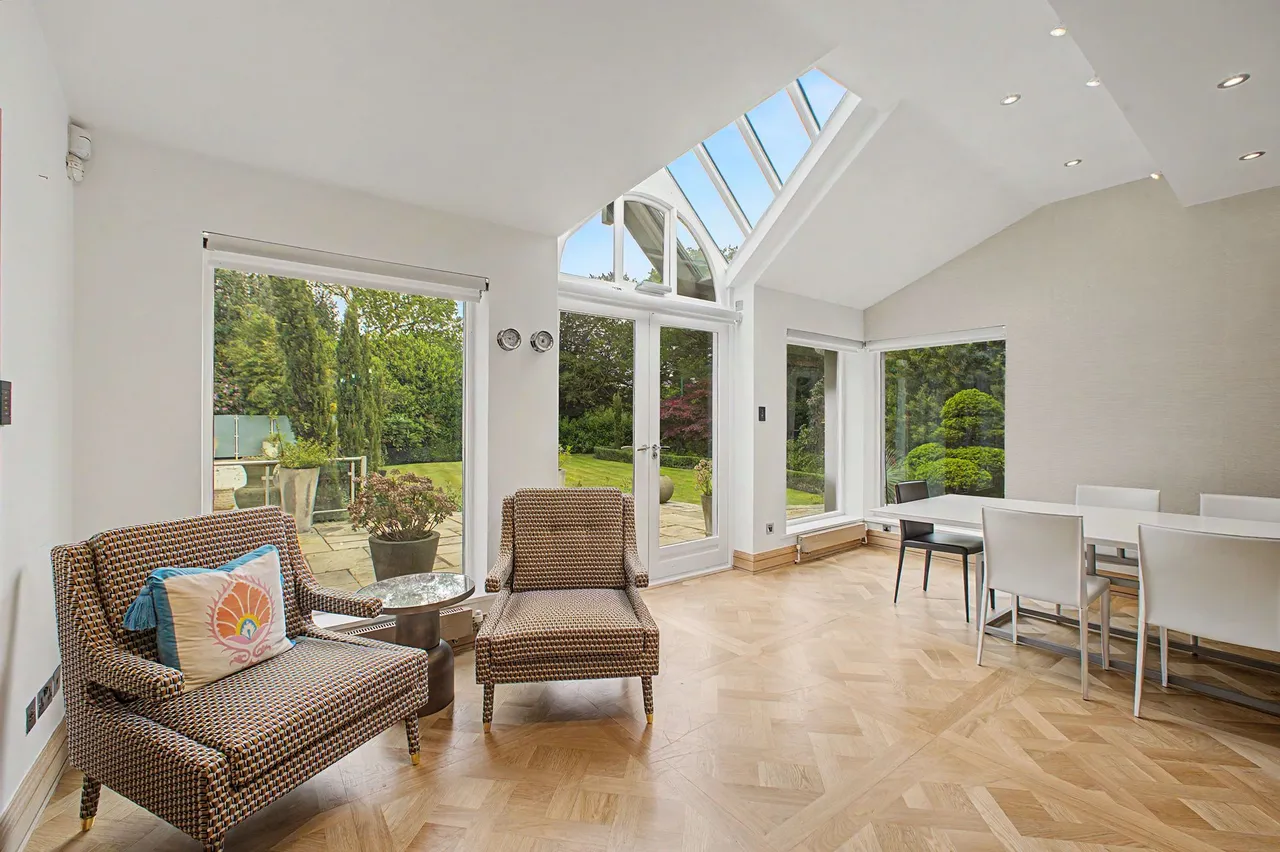 Bowdon, Altrincham, photo 6