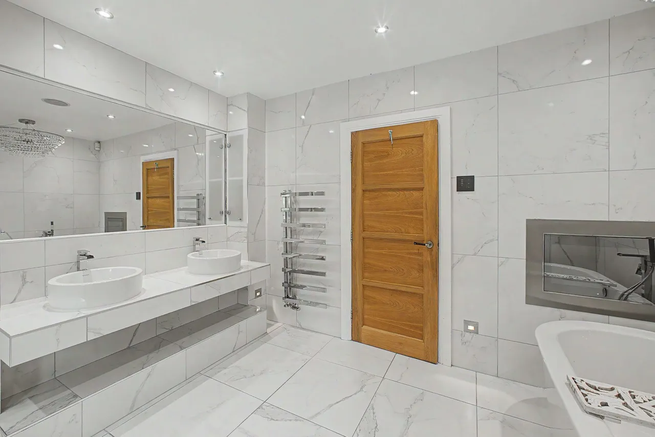 Bowdon, Altrincham, photo 12