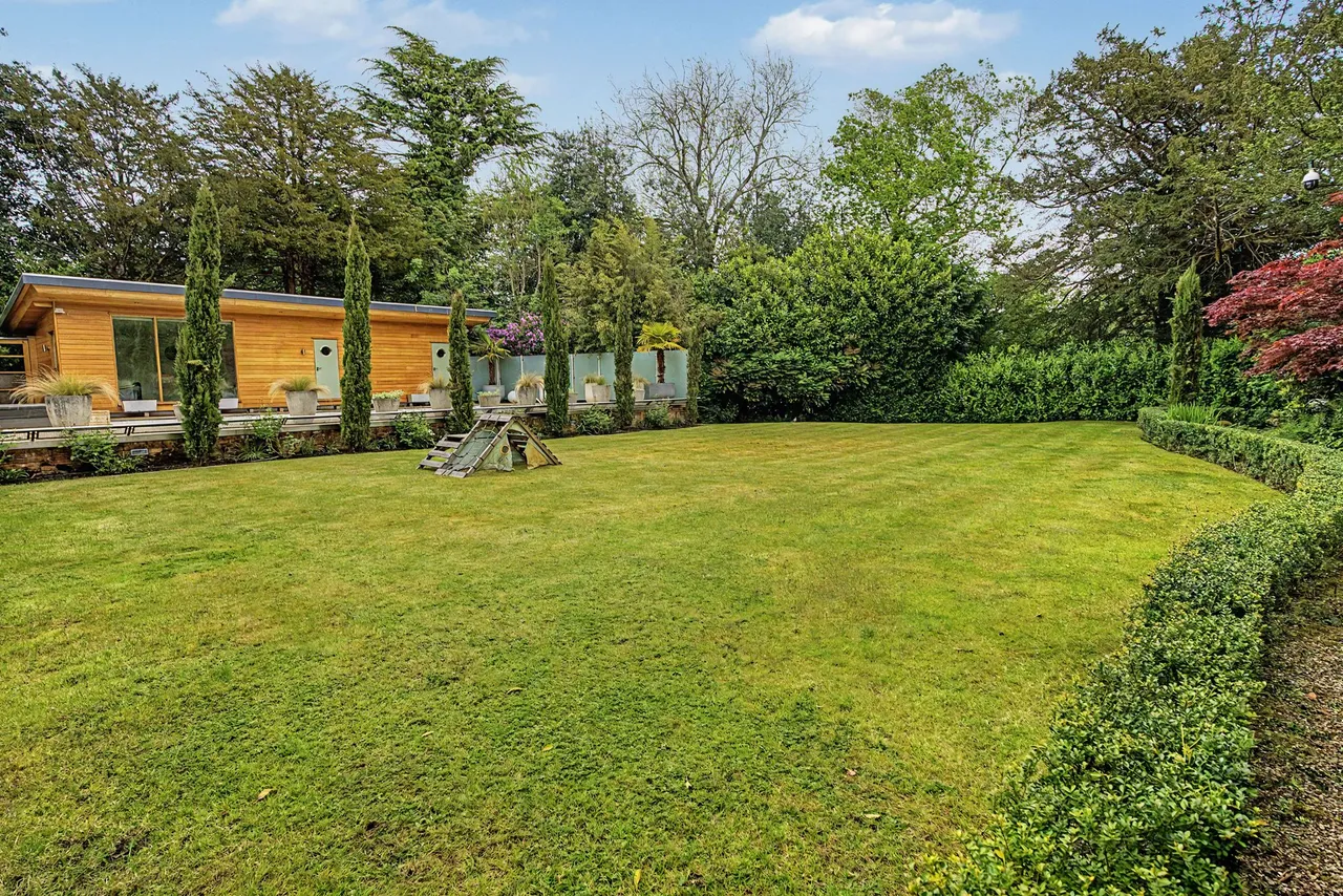 Bowdon, Altrincham, photo 24