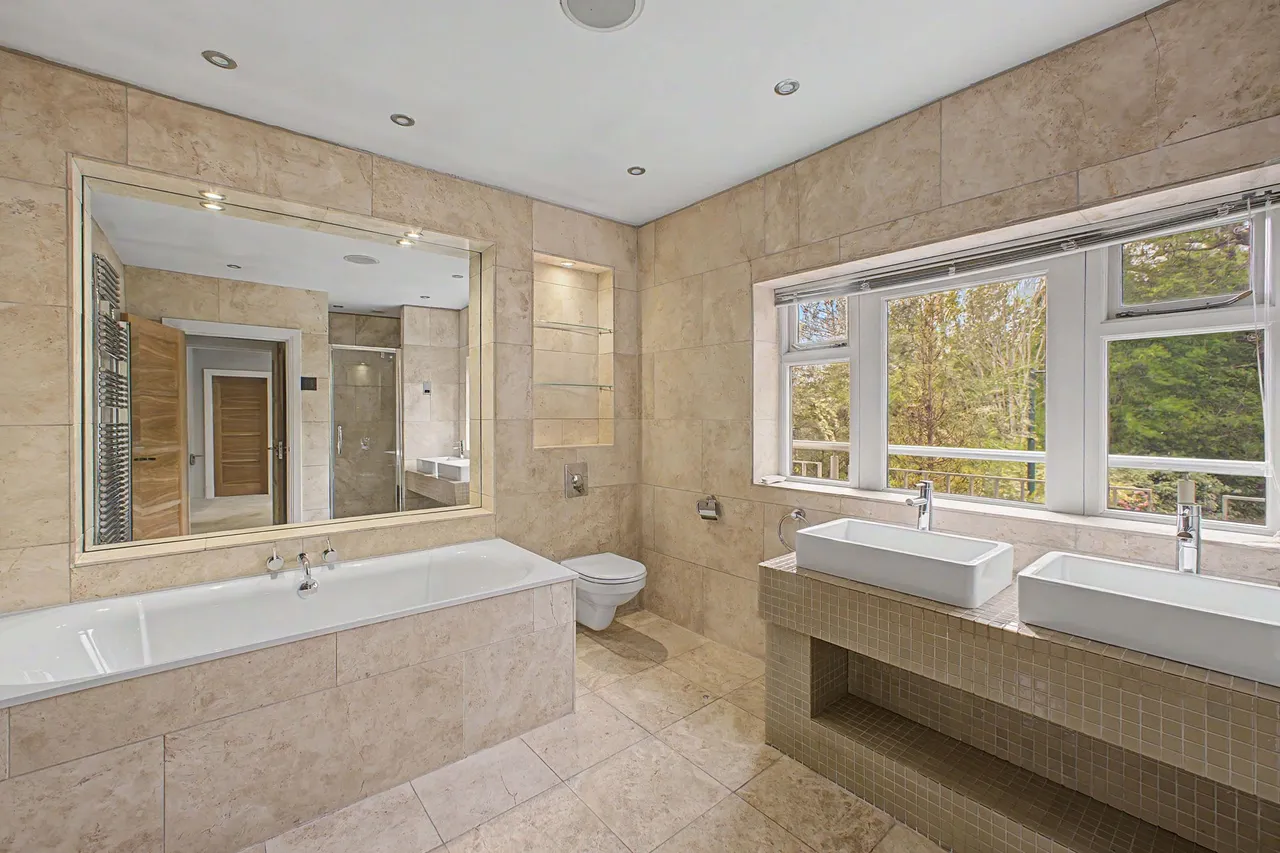 Bowdon, Altrincham, photo 14