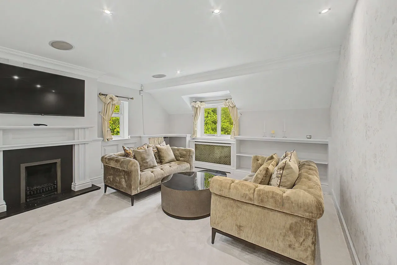 Bowdon, Altrincham, photo 18