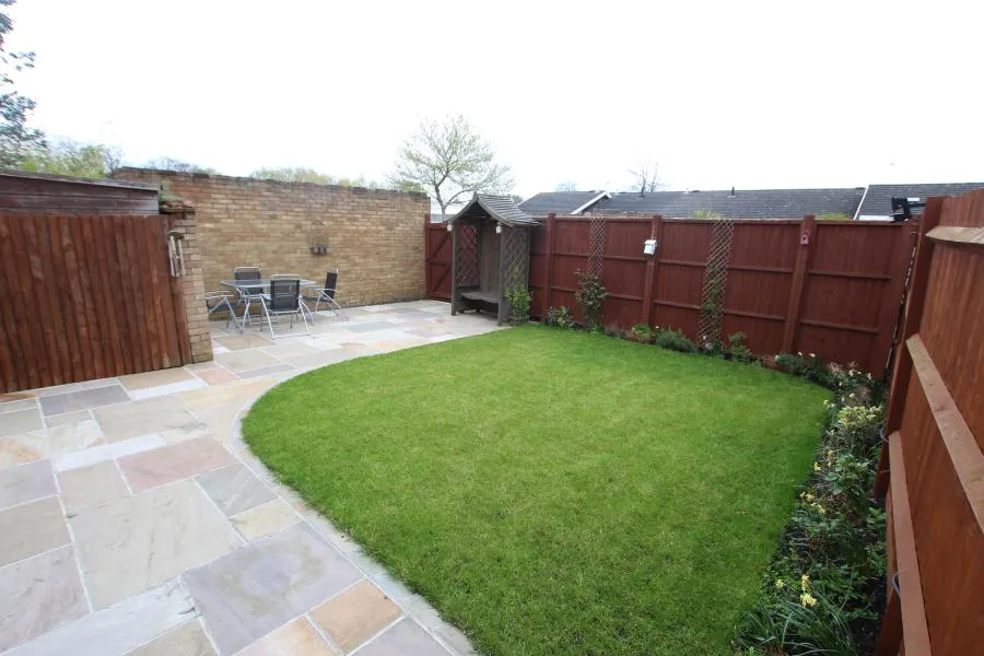 Japonica Close, Woking, GU21, photo 5