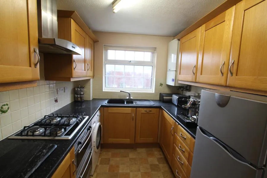 Japonica Close, Woking, GU21, photo 2