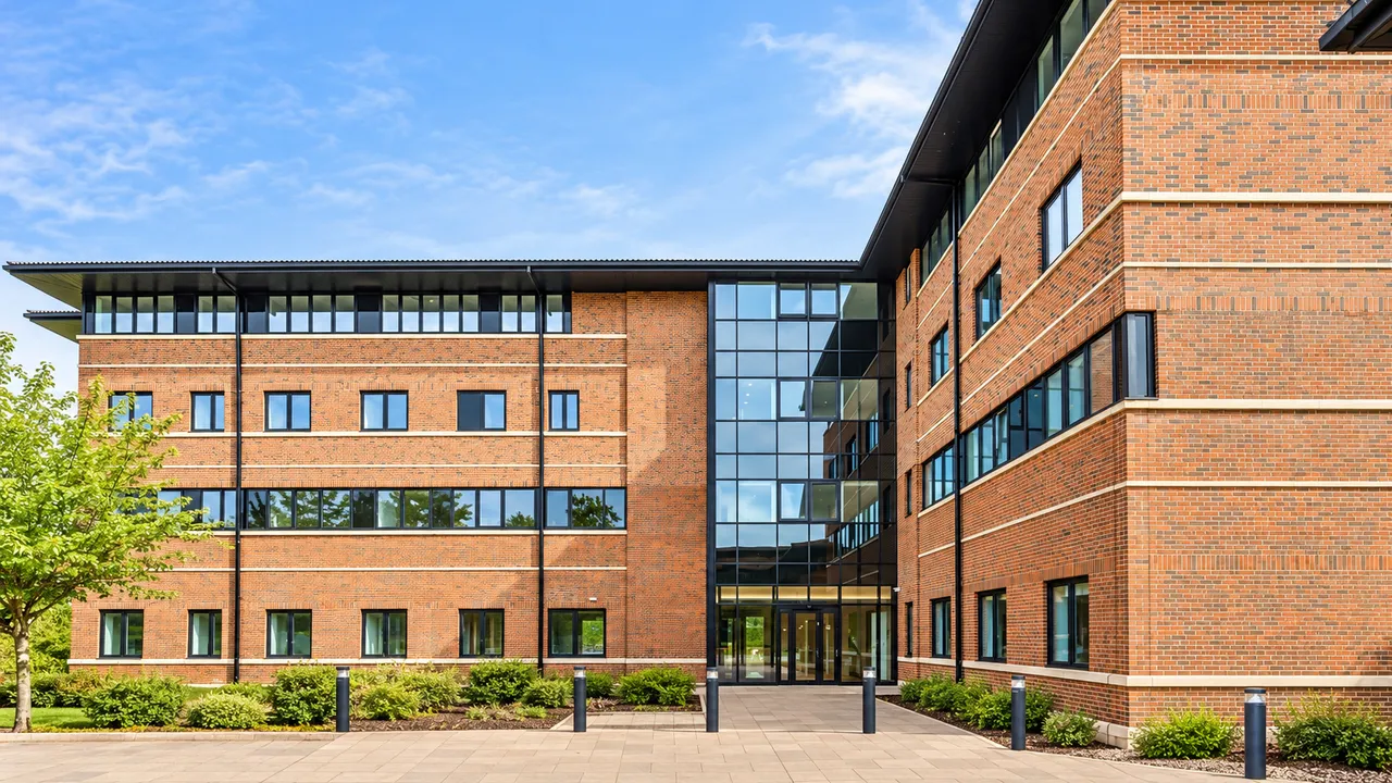 1 bed flat for sale, Caldecotte Lake Drive, Caldecotte, MK7