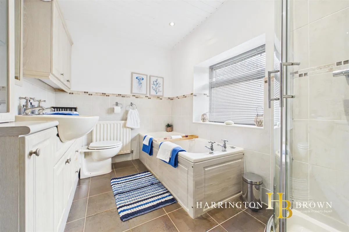 St Marys Crescent, Consett, photo 10