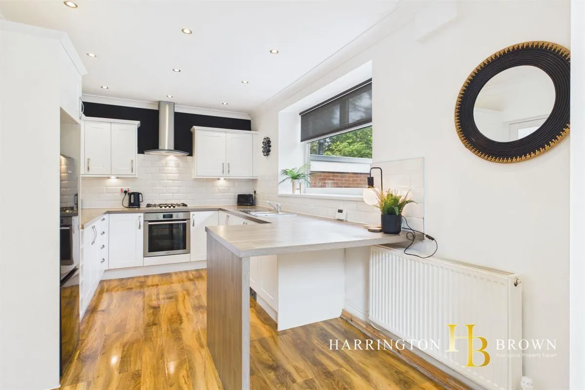 St Marys Crescent, Consett, photo 4