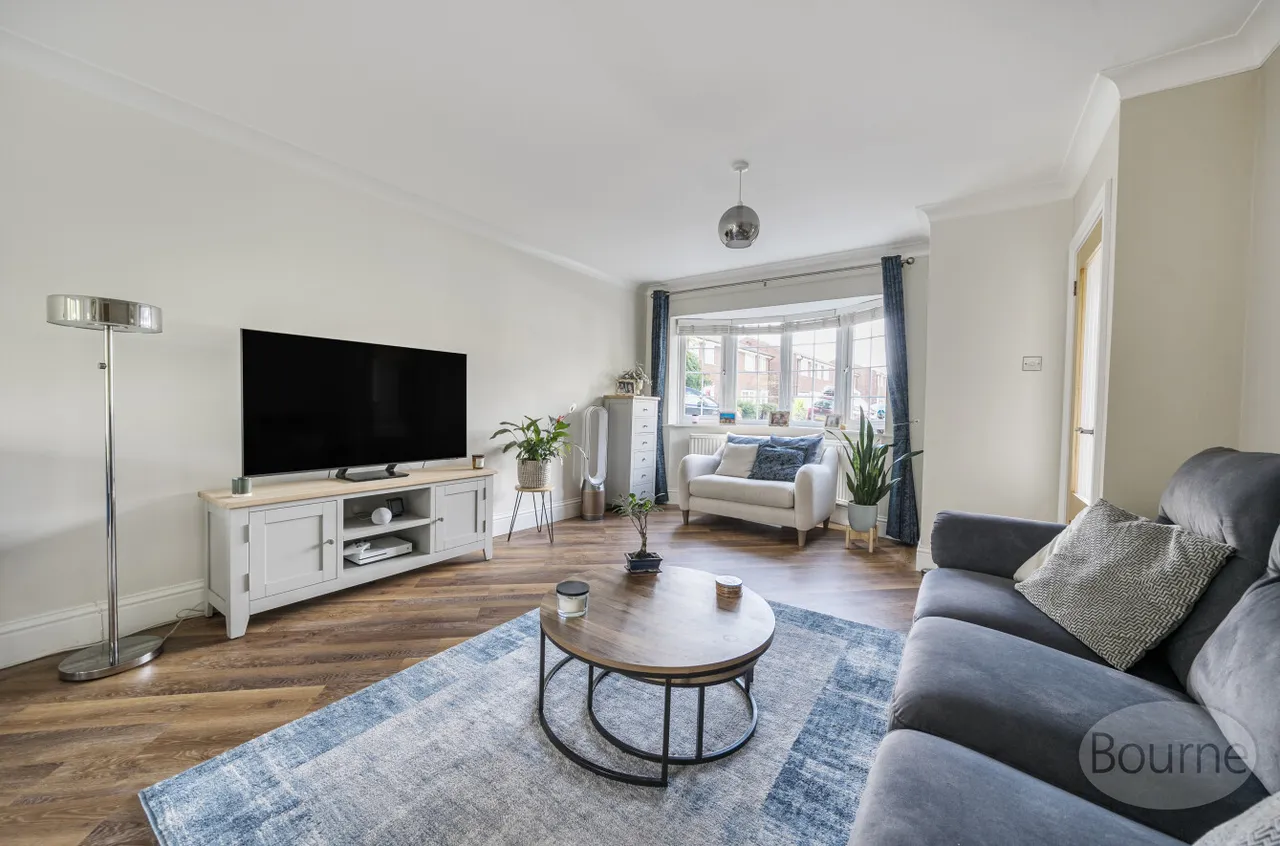 Mandeville Close, Guildford, GU2, photo 3