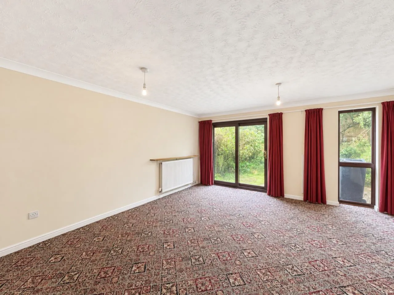 Shutehay Drive, Cam, GL11, photo 4
