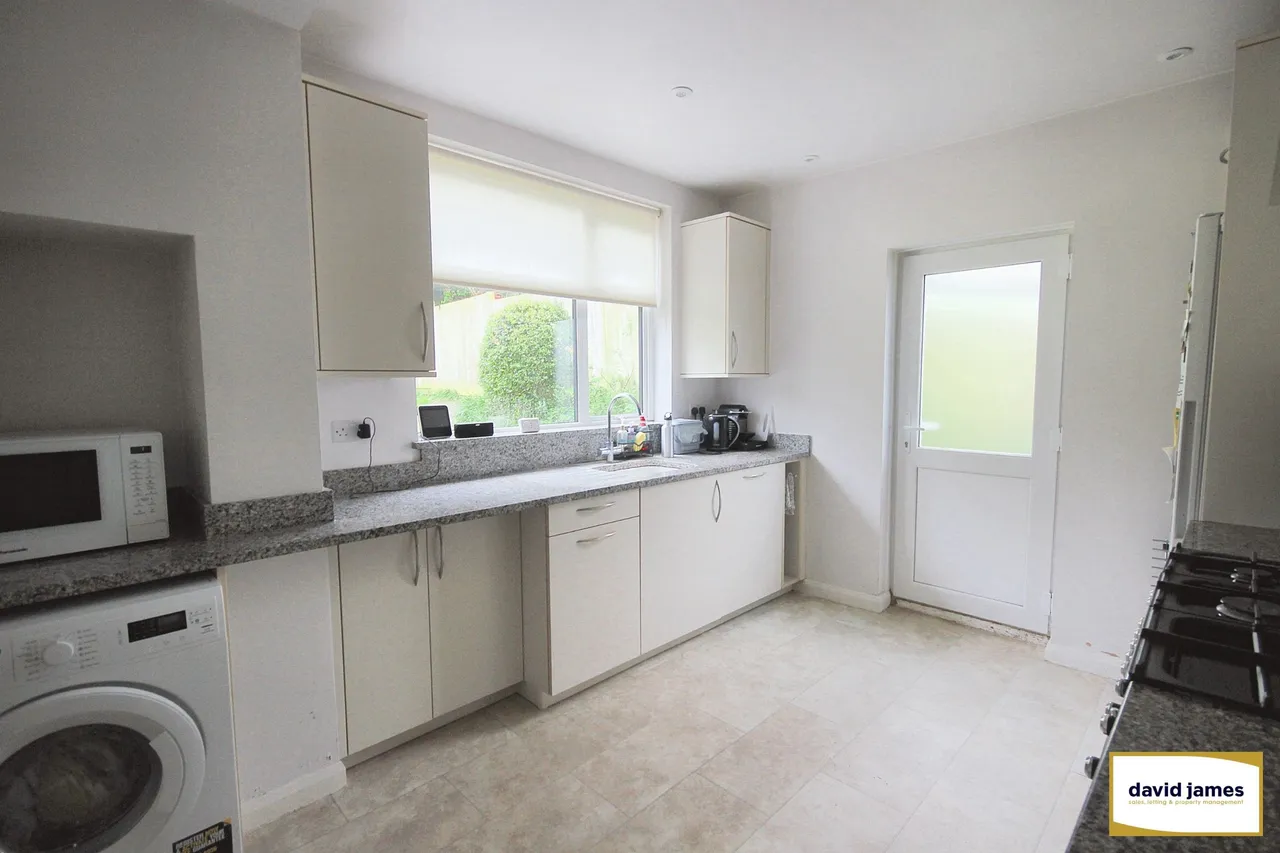 Village Way, Beckenham, photo 2