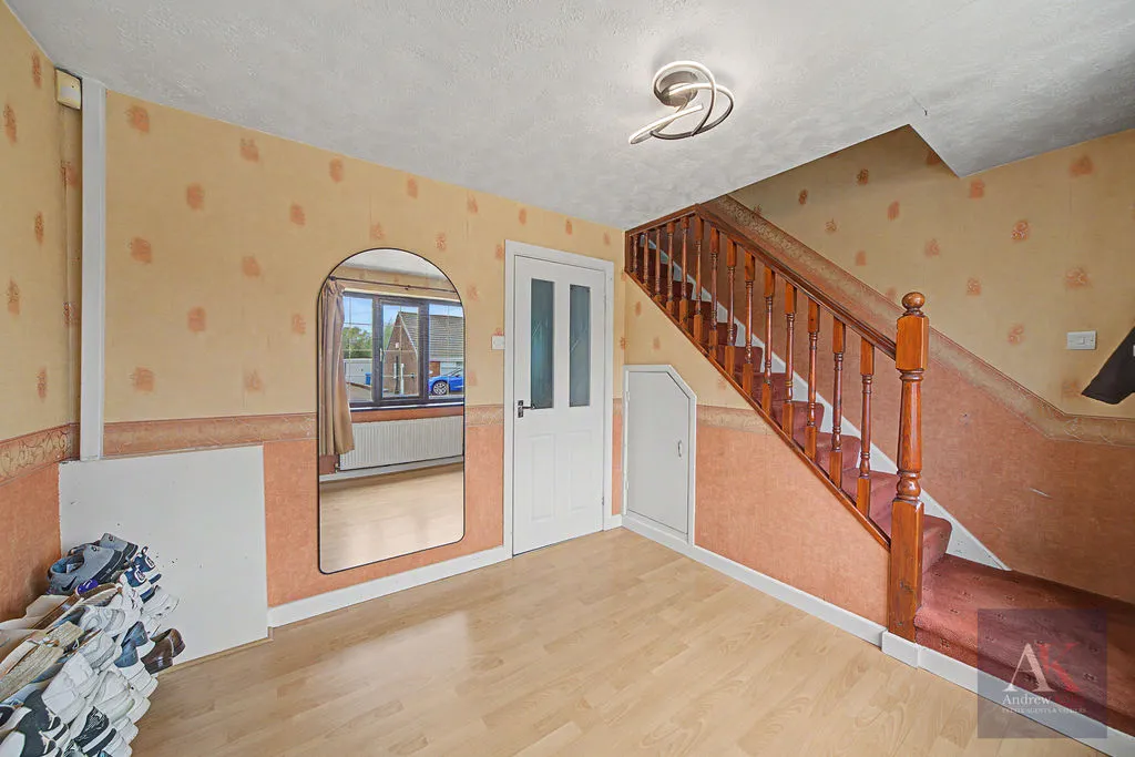 Woodlands Road Milnrow, Rochdale OL16 4EY, photo 12