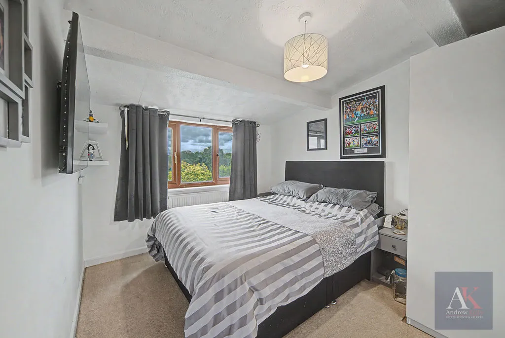 Woodlands Road Milnrow, Rochdale OL16 4EY, photo 17