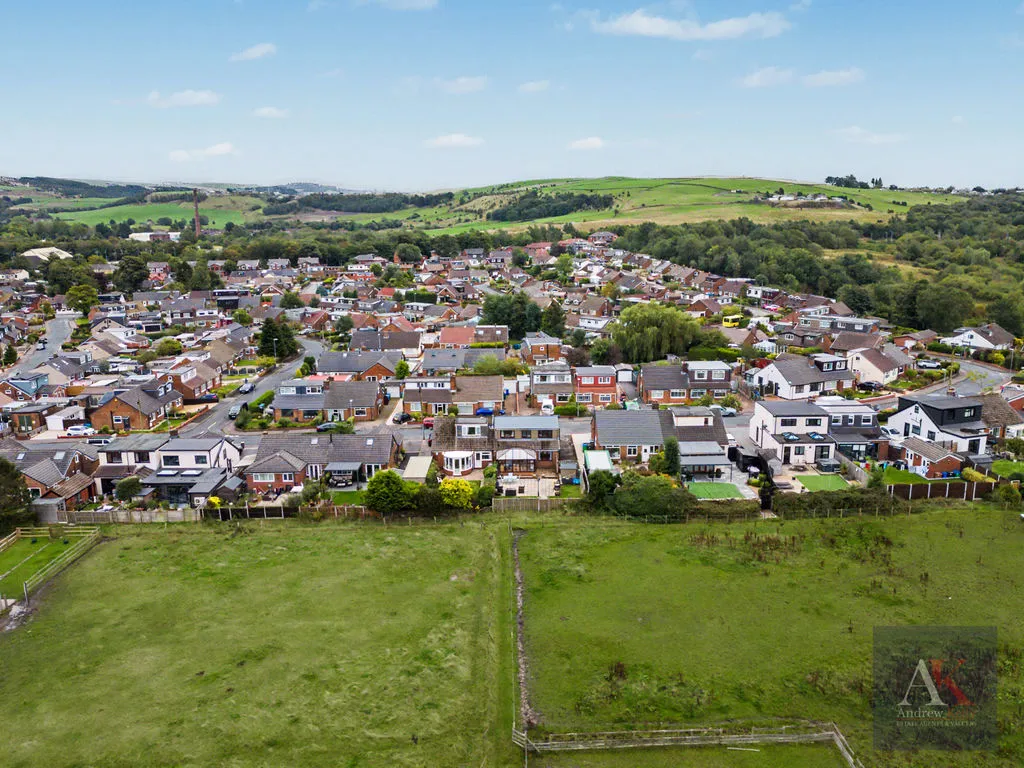 Woodlands Road Milnrow, Rochdale OL16 4EY, photo 39