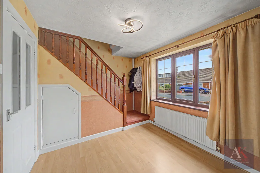 Woodlands Road Milnrow, Rochdale OL16 4EY, photo 11