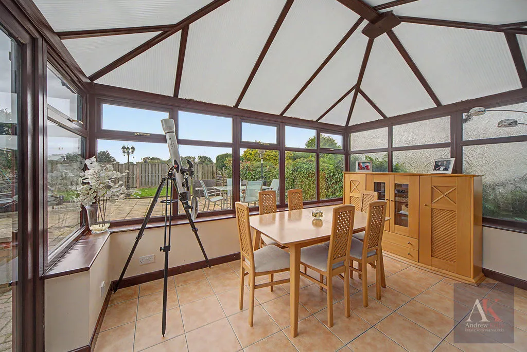 Woodlands Road Milnrow, Rochdale OL16 4EY, photo 9