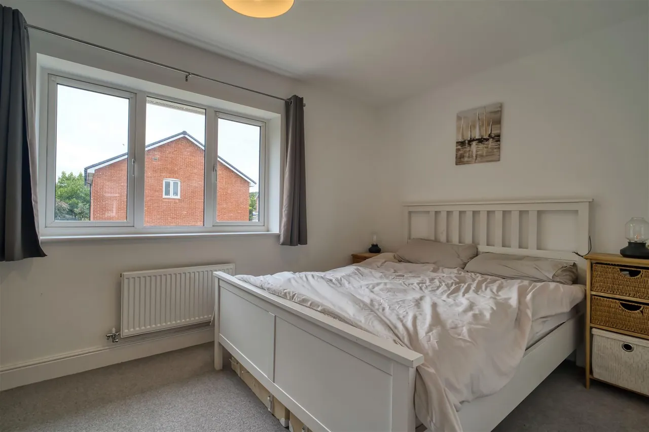 Woodlanders Road, Stalbridge, photo 4