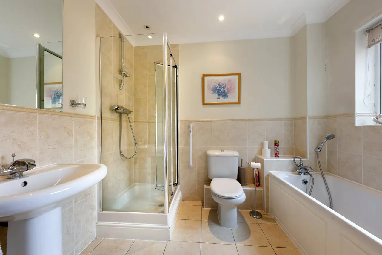 Grove Road, Beaconsfield, HP9, photo 7