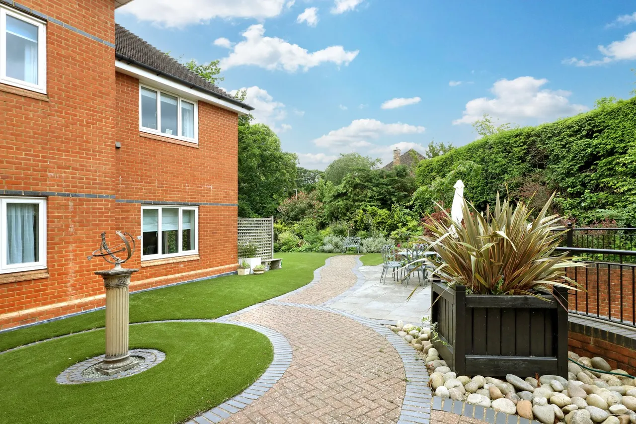 Grove Road, Beaconsfield, HP9, photo 11