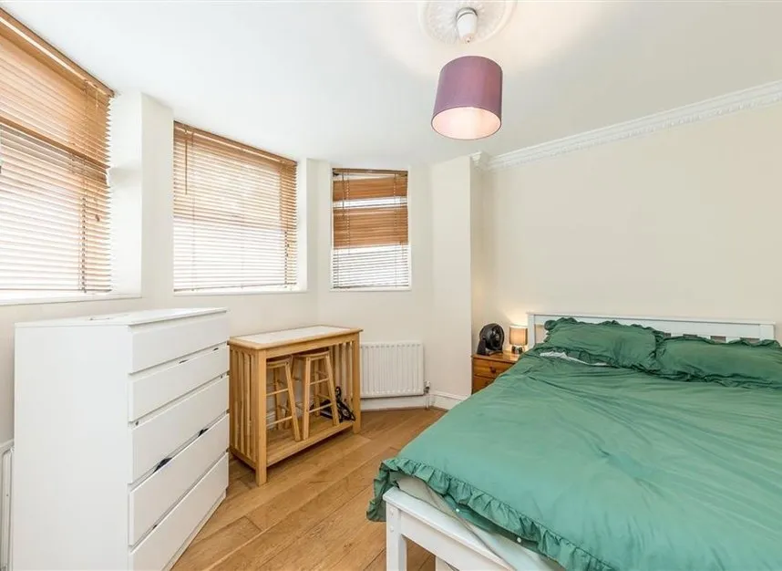 Clapham Common South Side, Clapham, SW4, photo 4