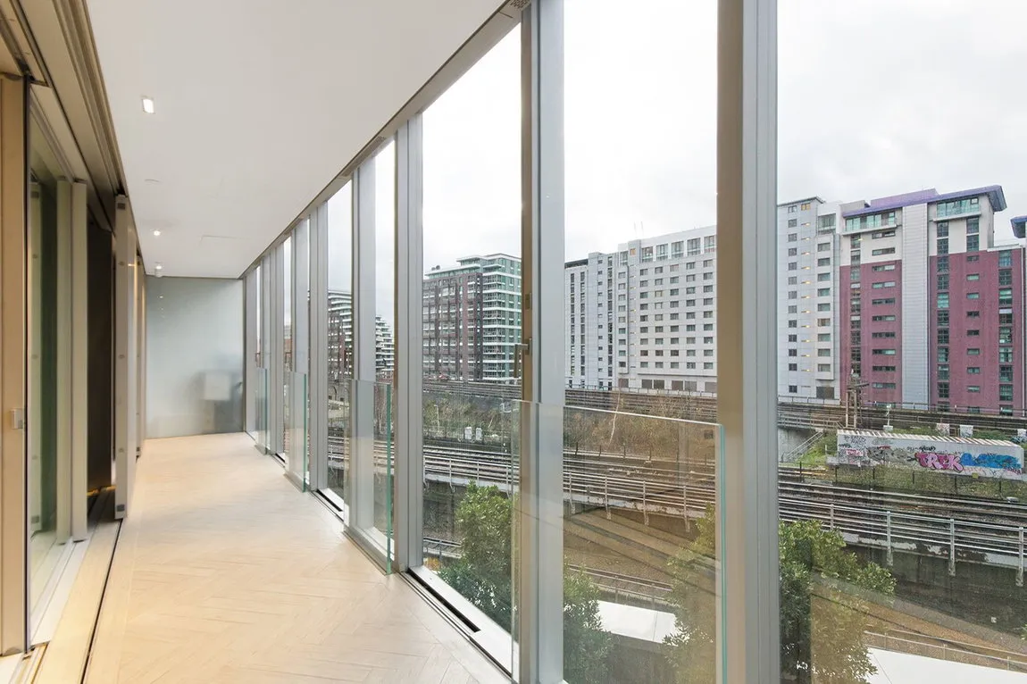Circus Road West, London, SW11, photo 12
