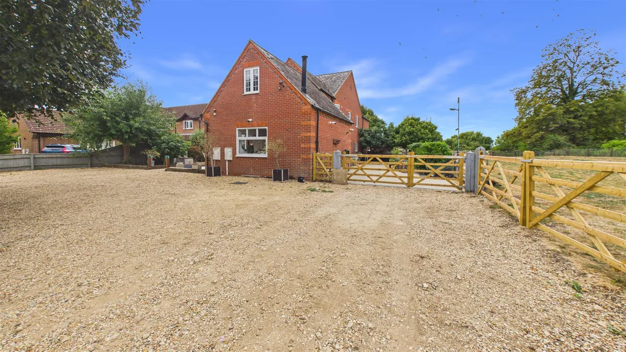 Main Road, Dyke, photo 56