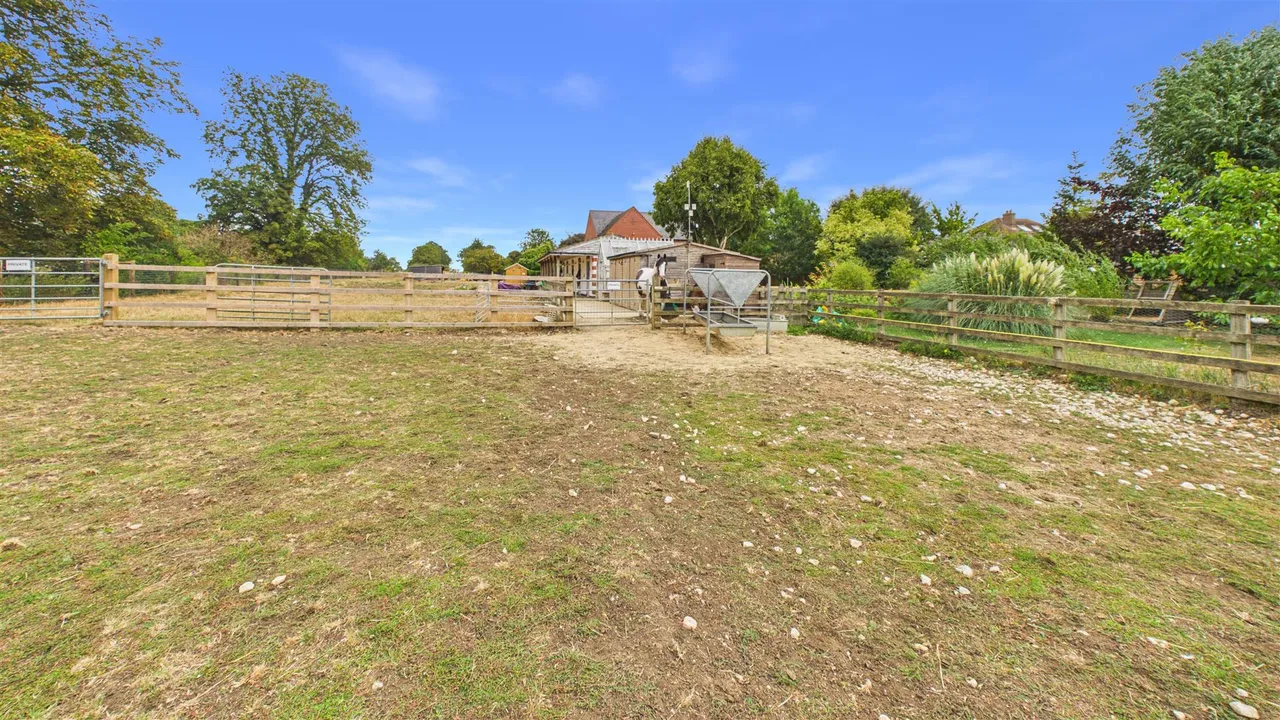 Main Road, Dyke, photo 50