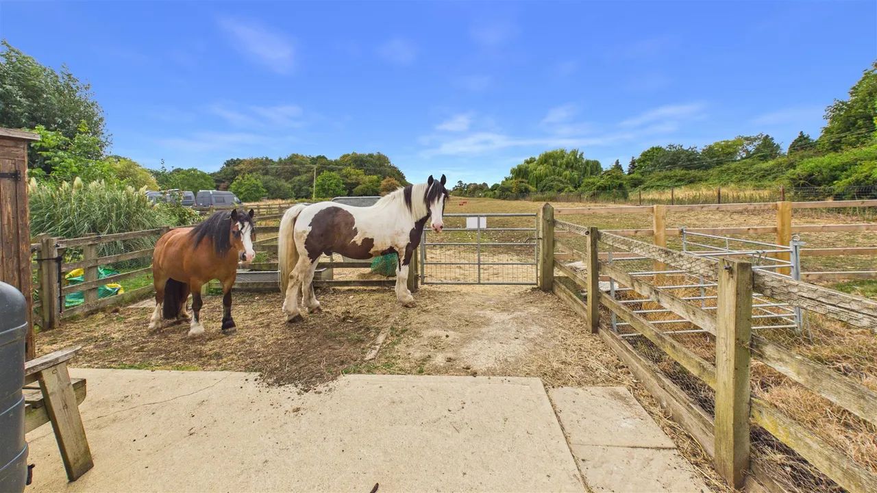 Main Road, Dyke, photo 53